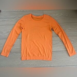 Lululemon swiftly relaxed long sleeved shirt orange size 2